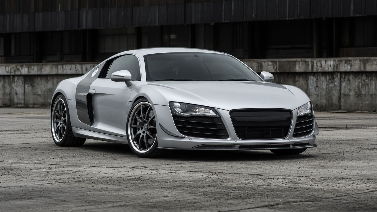 アウディ R8(42) タイヤ・ホイールの確認ポイント 正面