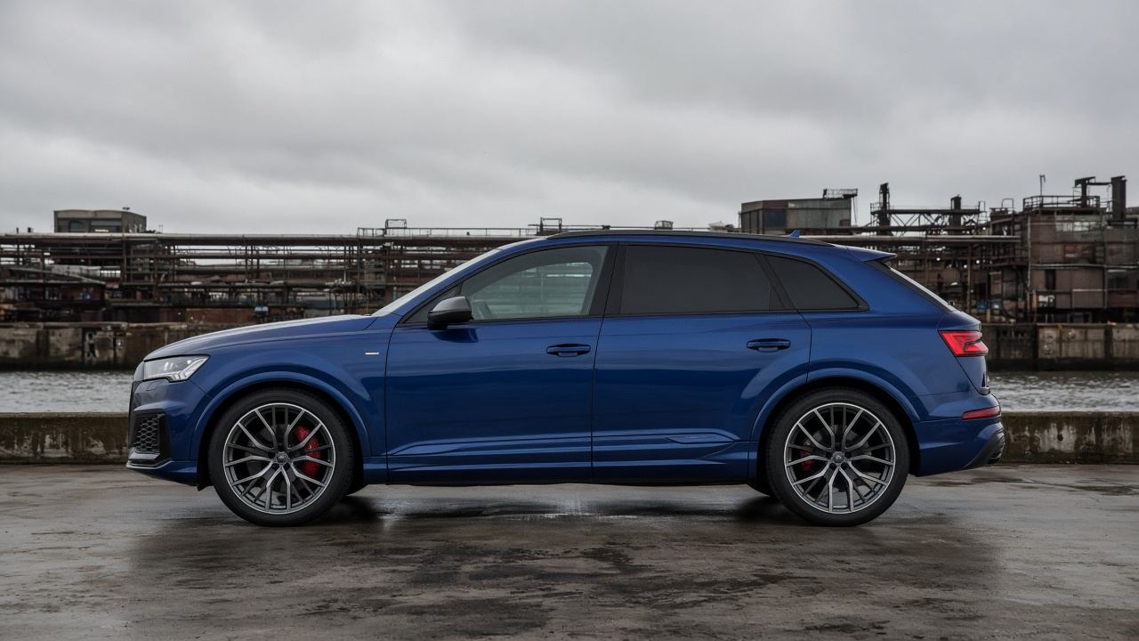 アウディ SQ8（F1） タイヤ・ホイールの確認ポイント 真横
