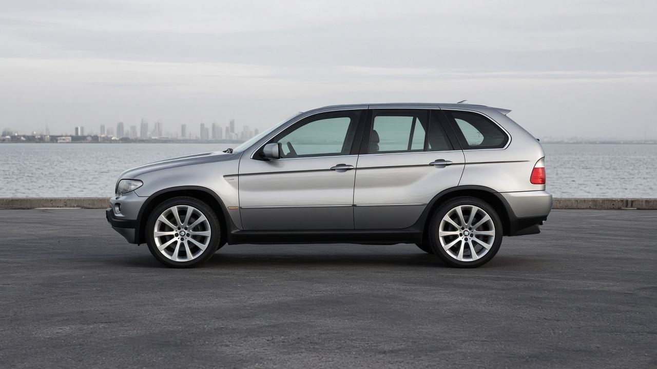 BMW X5(E53) タイヤ・ホイールの確認ポイント 真横