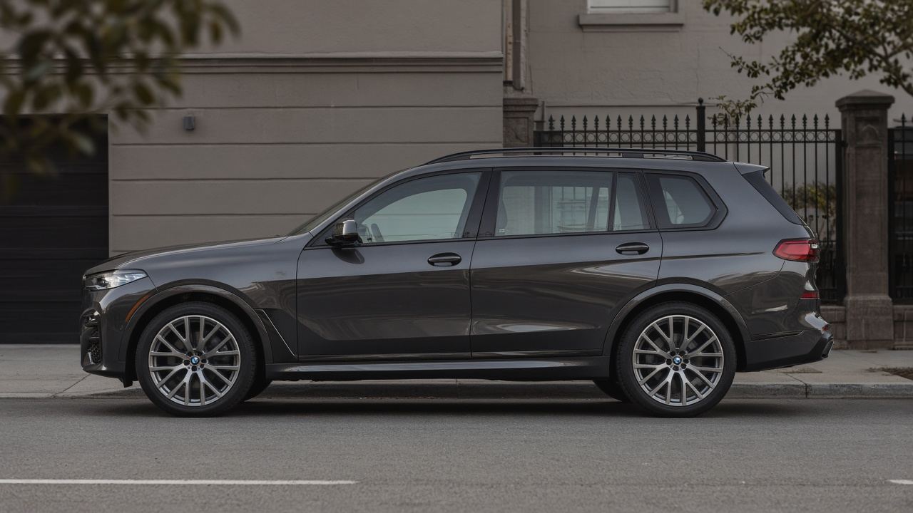 BMW X7(G07) タイヤ・ホイールの確認ポイント 真横