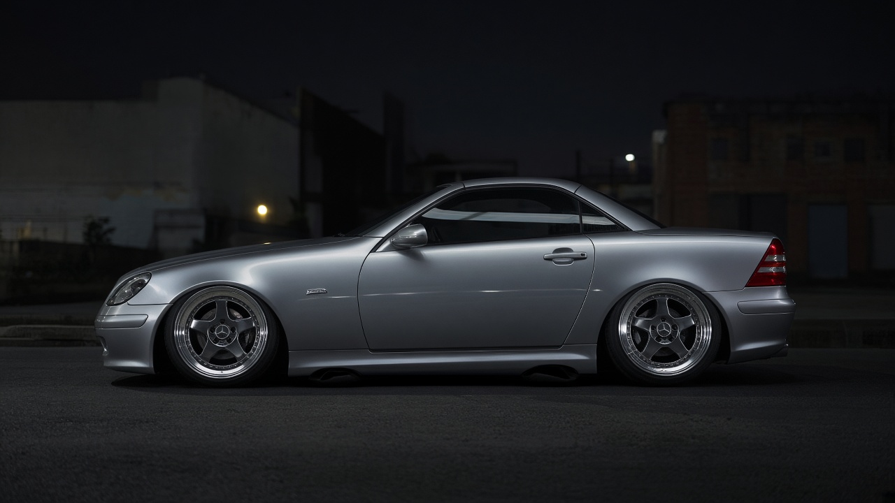 メルセデス・ベンツ SLK R170 (1997-2004) タイヤ・ホイールサイズ一覧|PCD 5×112 真横