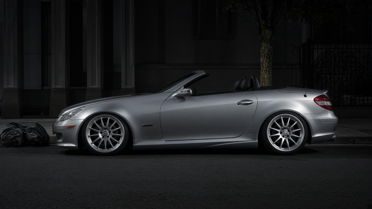 メルセデス・ベンツ SLK R171 (2004-2011) タイヤ・ホイールサイズ一覧｜PCD 5×112 真横