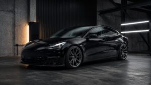 テスラ Model 3 タイヤ・ホイールの確認ポイント カスタム custom