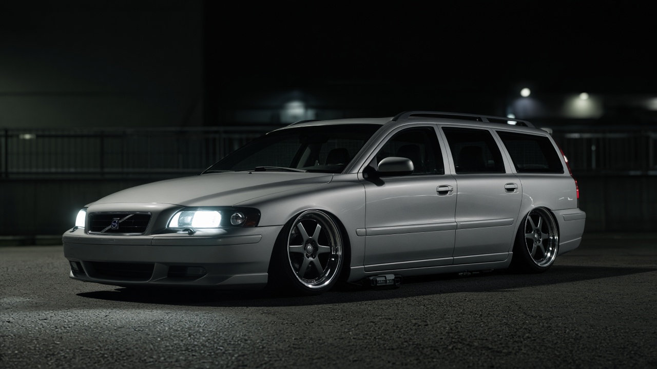 ボルボ V70 2代目 (00-07) タイヤ・ホイールサイズ一覧|PCD 5×108|純正~インチアップ カスタム custom